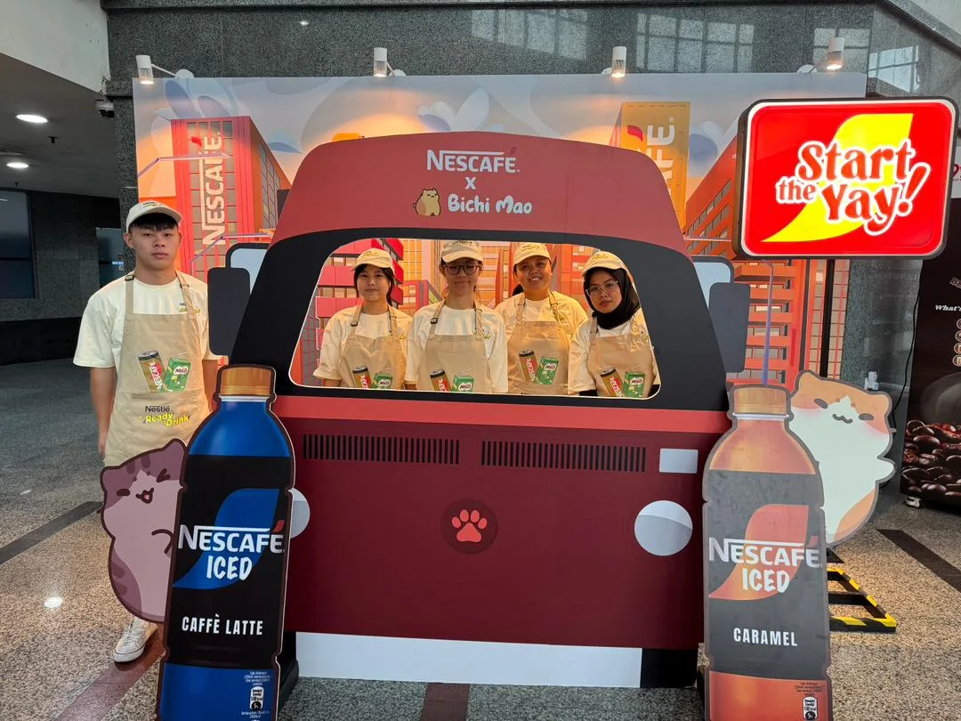 Nescafé "Start the Yay" OOH Activation — photo 2